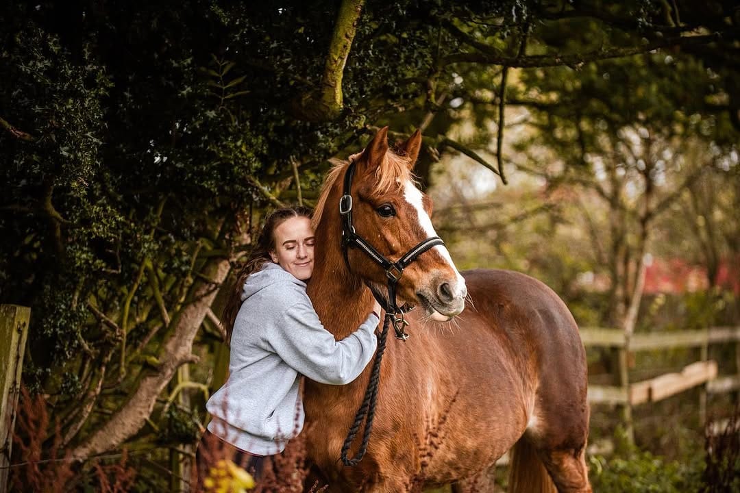 Post 10 by Faye & Rosie on Instagram (image)