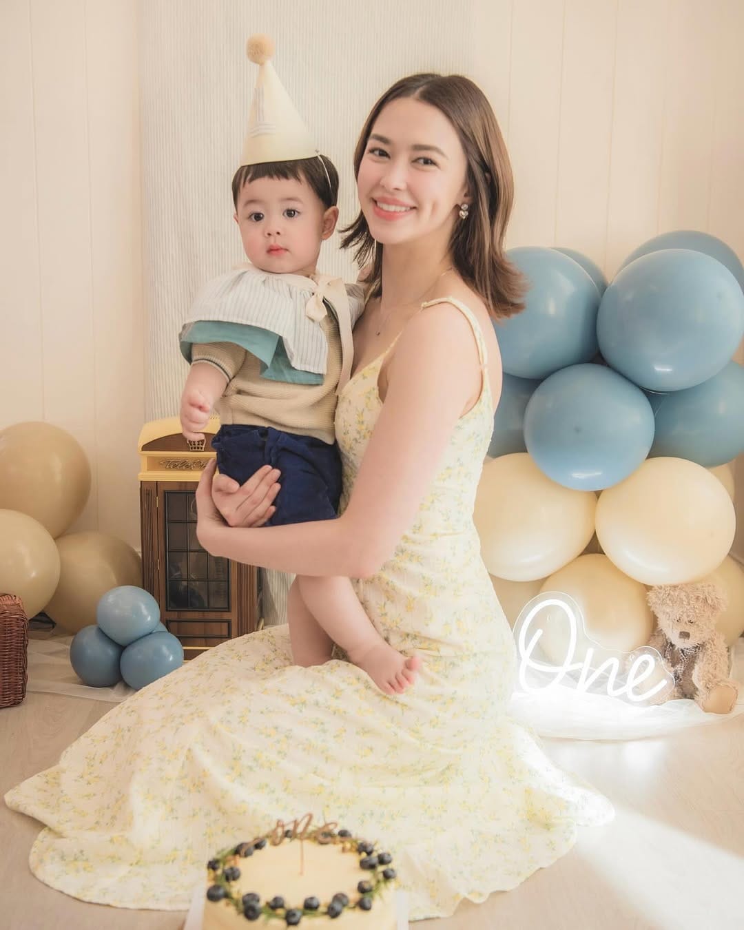 Post 8 by Happy Moments Lab on Instagram (carousel)