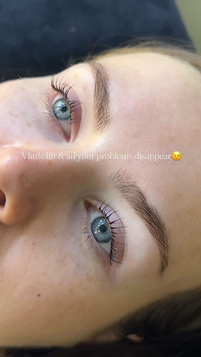 Post 3 by Lash & Brow Specialist Essex on Instagram (video)