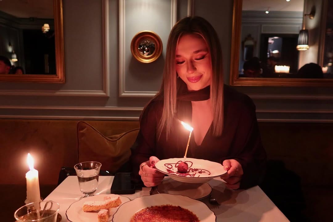 Post 9 by 𝙳  𝙸  𝙻  𝙰 on Instagram (carousel)