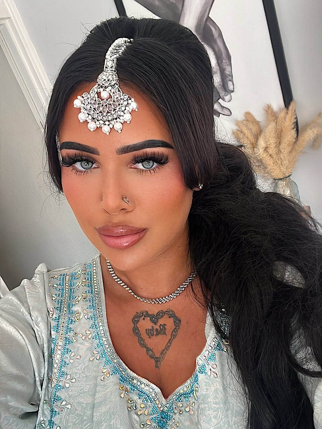 Post 2 by ꜱᴏᴘʜɪᴇ ᴀʜᴍᴇᴅ || 𝚂𝙻𝙰𝚈𝙴𝙳 𝙱𝚈 𝚂𝙾𝙿𝙷𝙸𝙴 on Instagram (image)