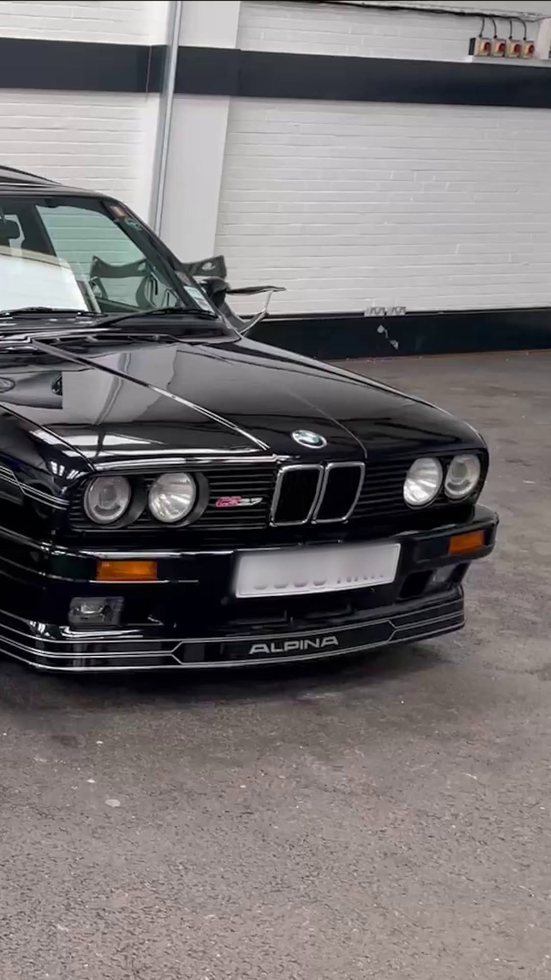 Post 4 by ALPINA GB on Instagram (video)