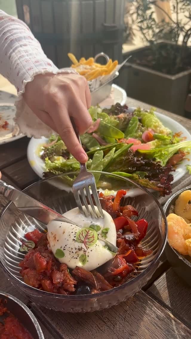 Post 6 by Lucy | Leeds Food Blogger on Instagram (video)
