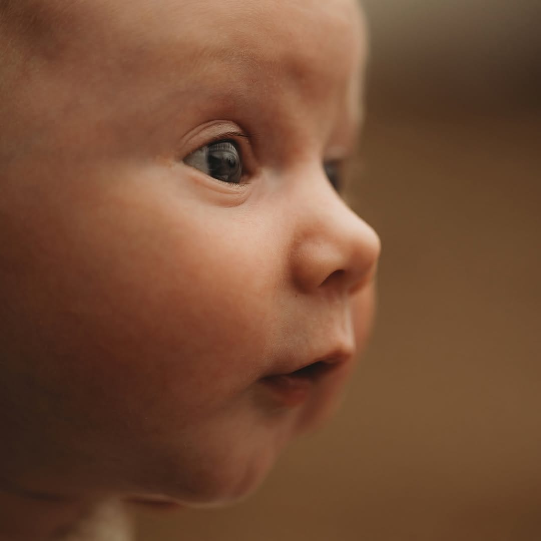 Post 3 by Gillian | Gold Coast & Brisbane Newborn Photographer on Instagram (image)