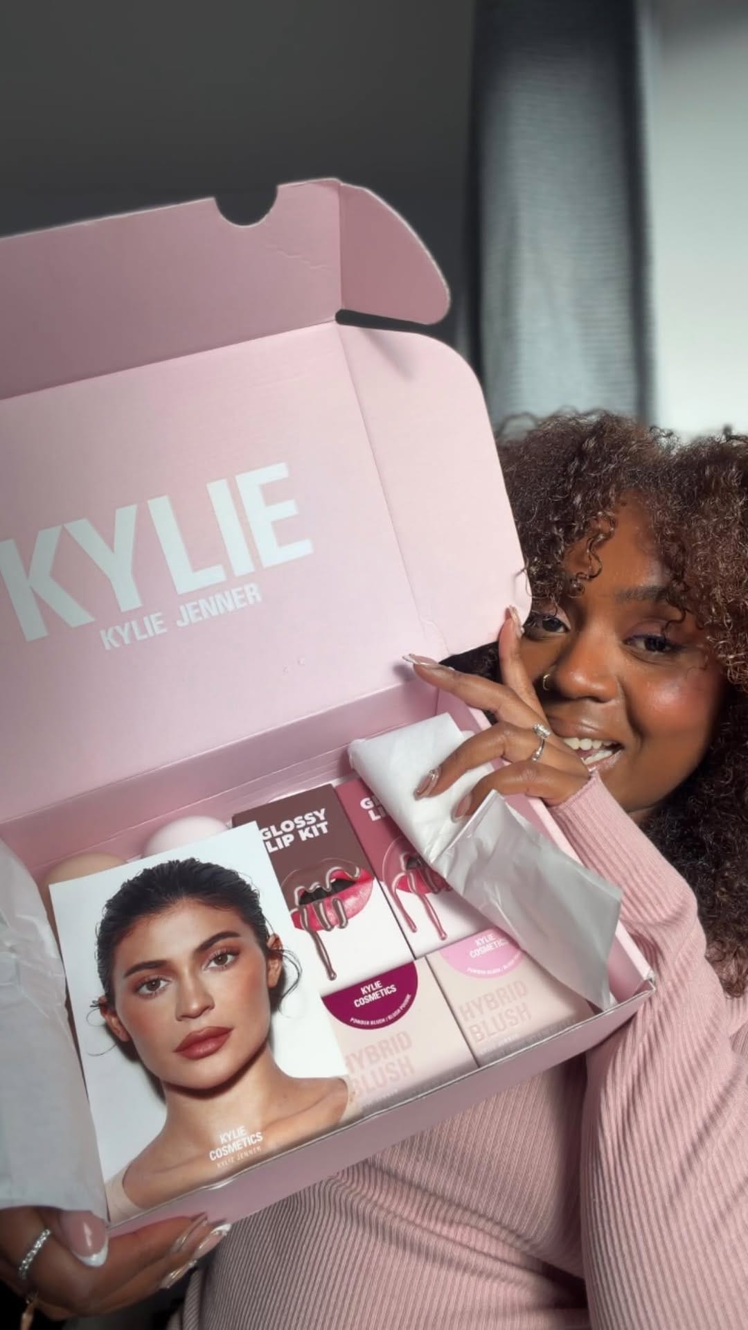 Post 4 by Ophélie | Curly natural hair on Instagram (video)