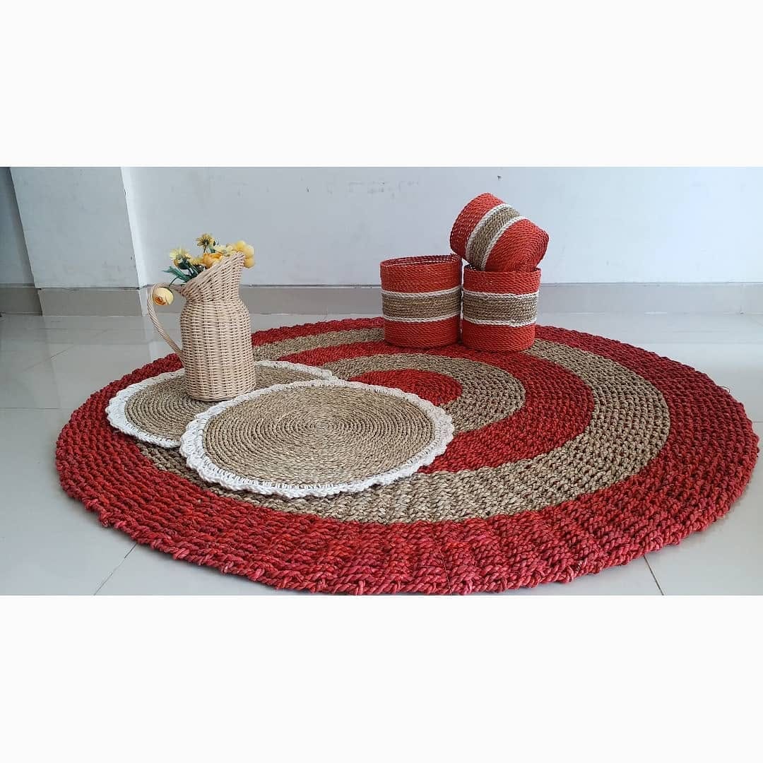 Post 4 by pusat keranjang anyaman on Instagram (carousel)