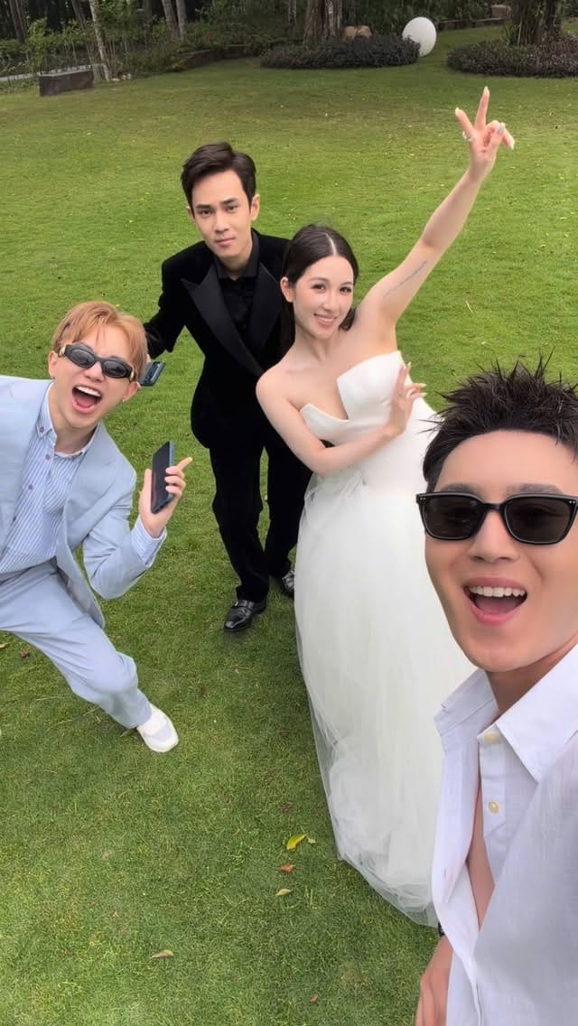 Post 7 by Ma Chenxi on Instagram (video)