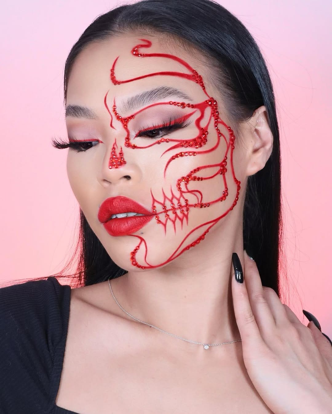 Post 10 by Zaza✌🏼 BEAUTY | FASHION on Instagram (carousel)