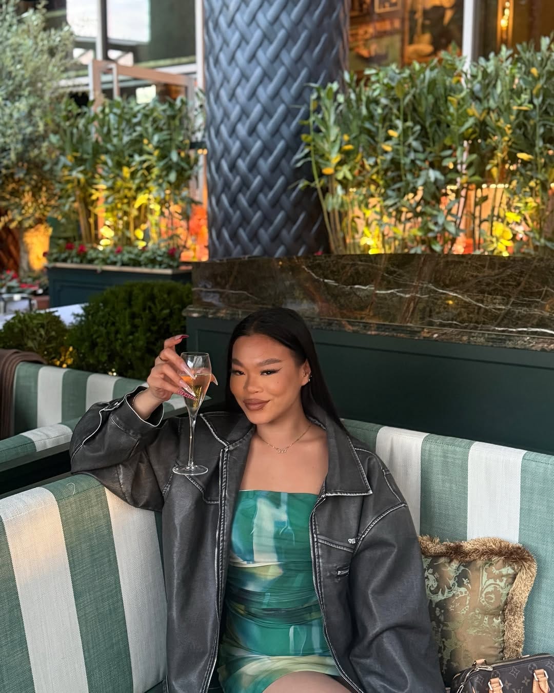 Post 2 by Zaza✌🏼 BEAUTY | FASHION on Instagram (carousel)