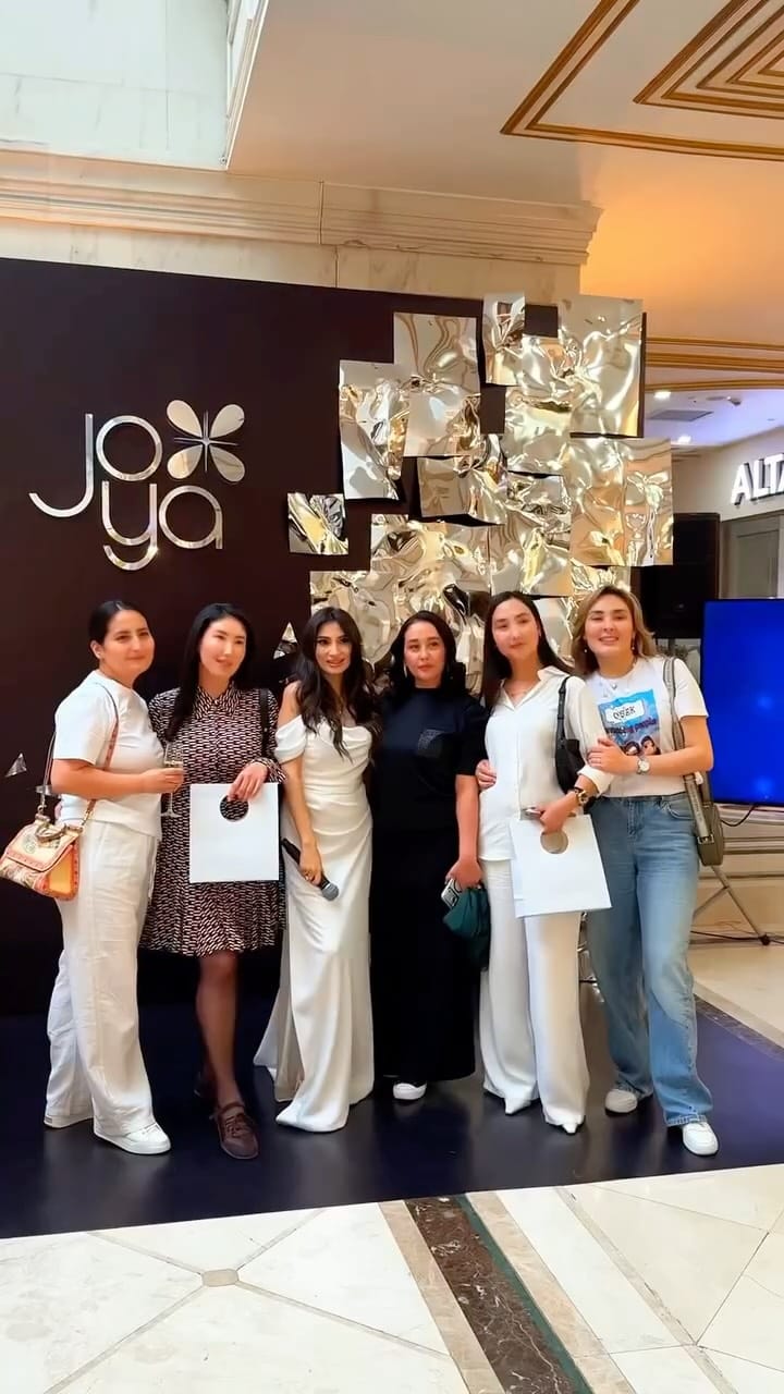 Post 9 by Malika Azizbekovna | Mali Milano | Business Class Community on Instagram (video)