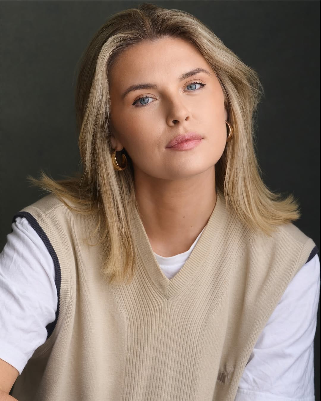 Post 10 by Andy Brown Headshots on Instagram (carousel)
