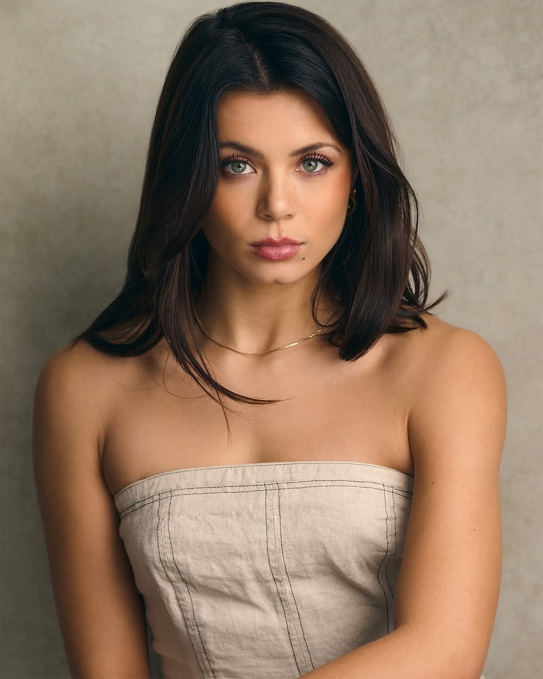 Post 4 by Andy Brown Headshots on Instagram (carousel)