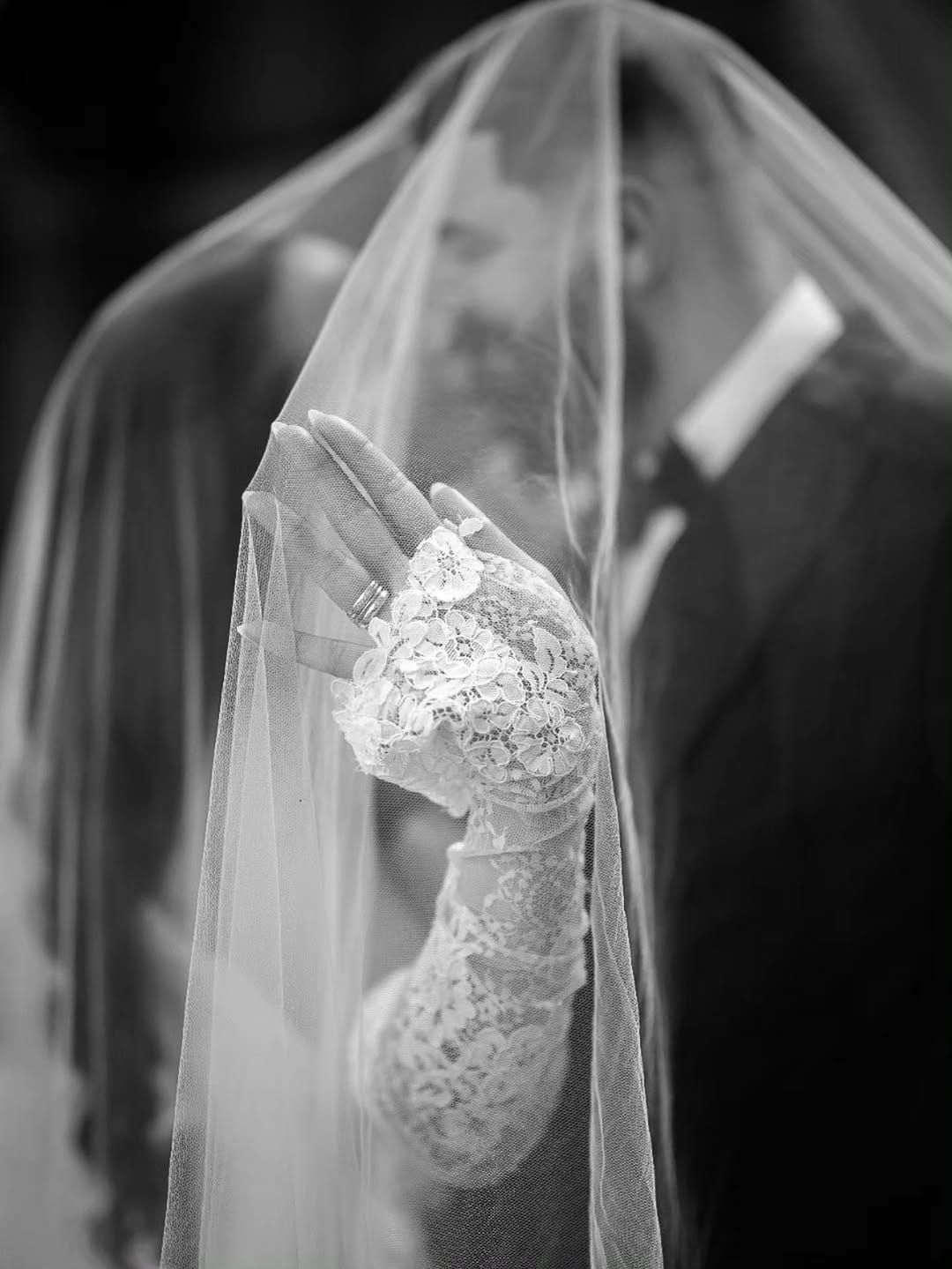 Post 4 by Elite Photography Videography on Instagram (carousel)