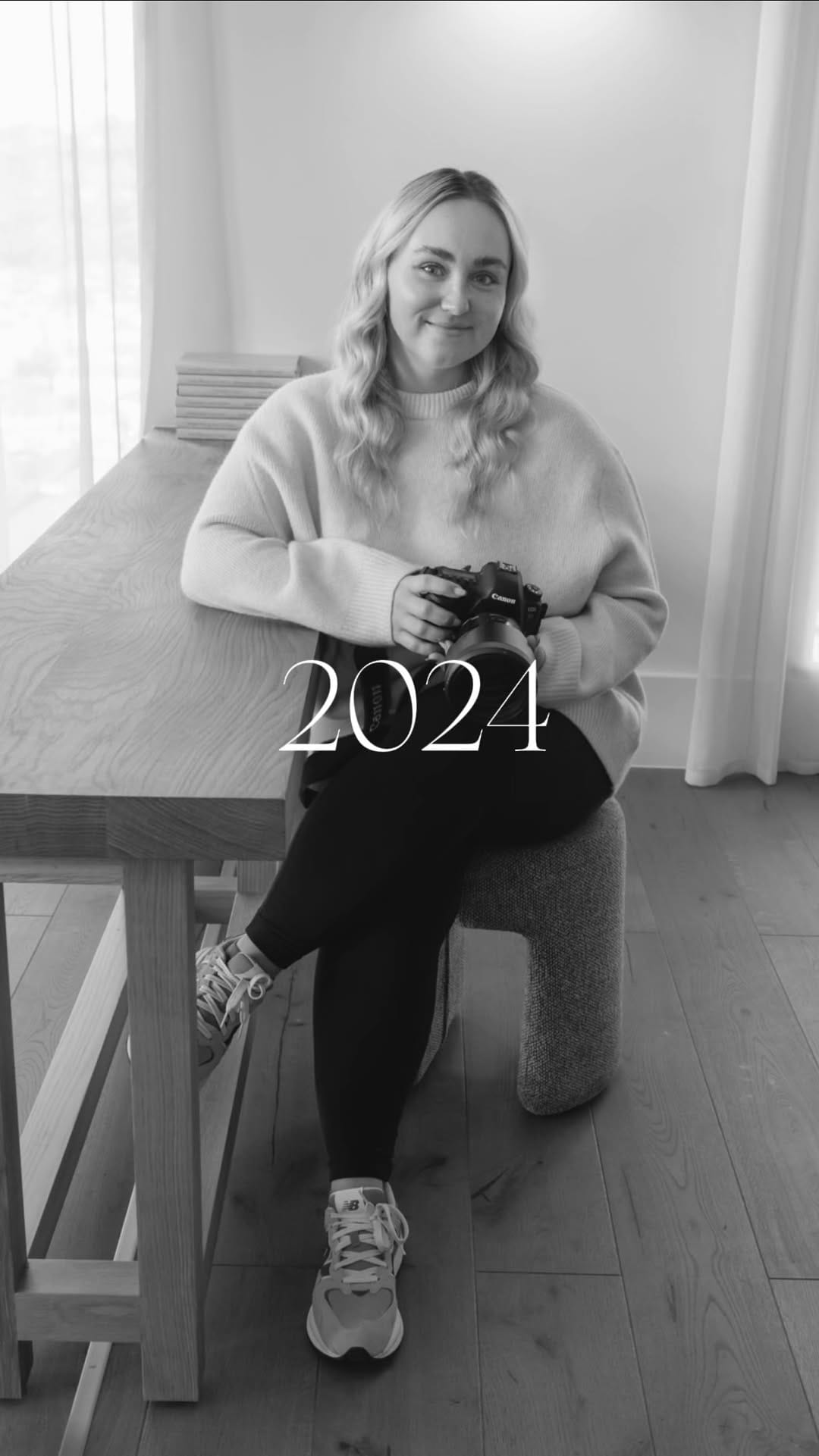 Post 6 by ZOE / LONDON PHOTOGRAPHER on Instagram (video)