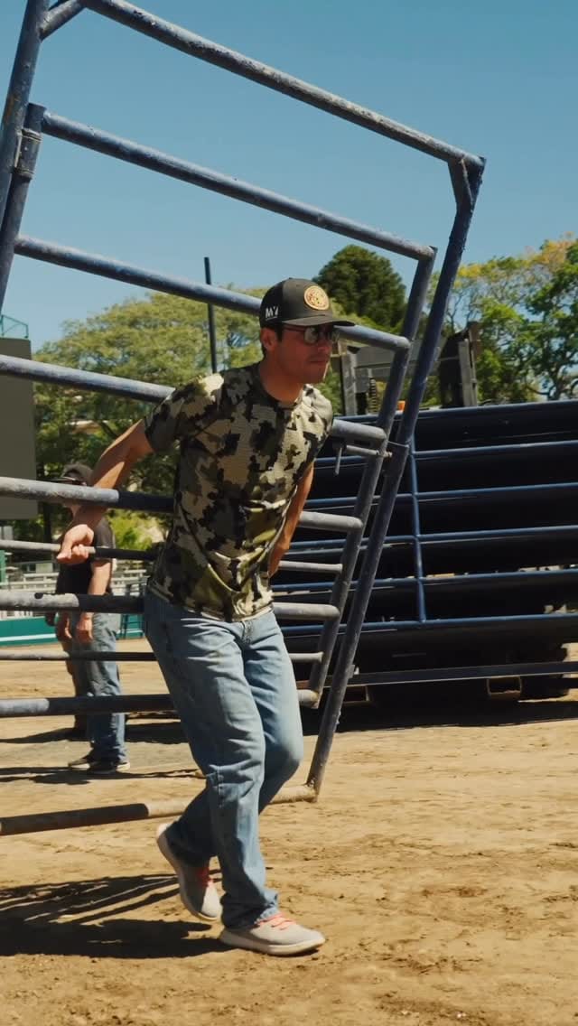 Post 3 by Meng Lee on Instagram (video)