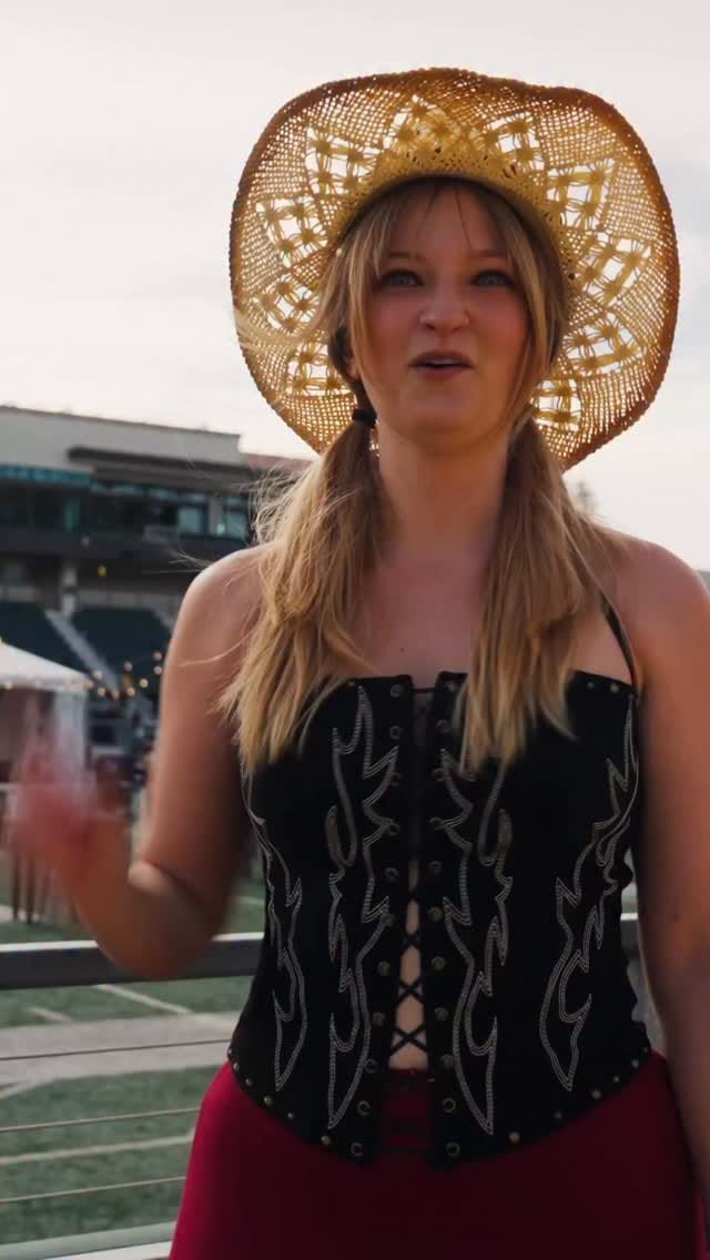 Post 6 by Meng Lee on Instagram (video)