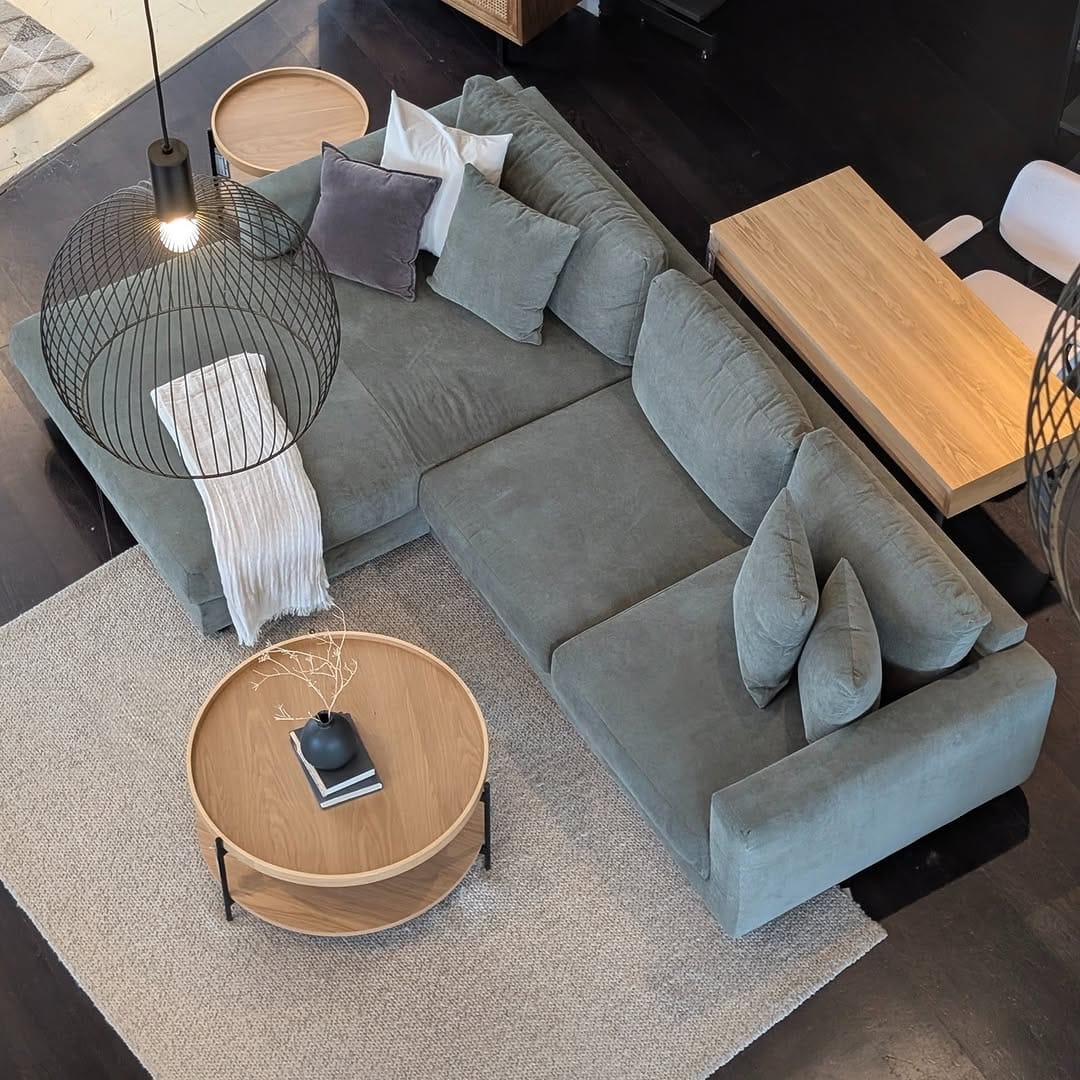 Post 5 by home24 Showroom Wien on Instagram (carousel)