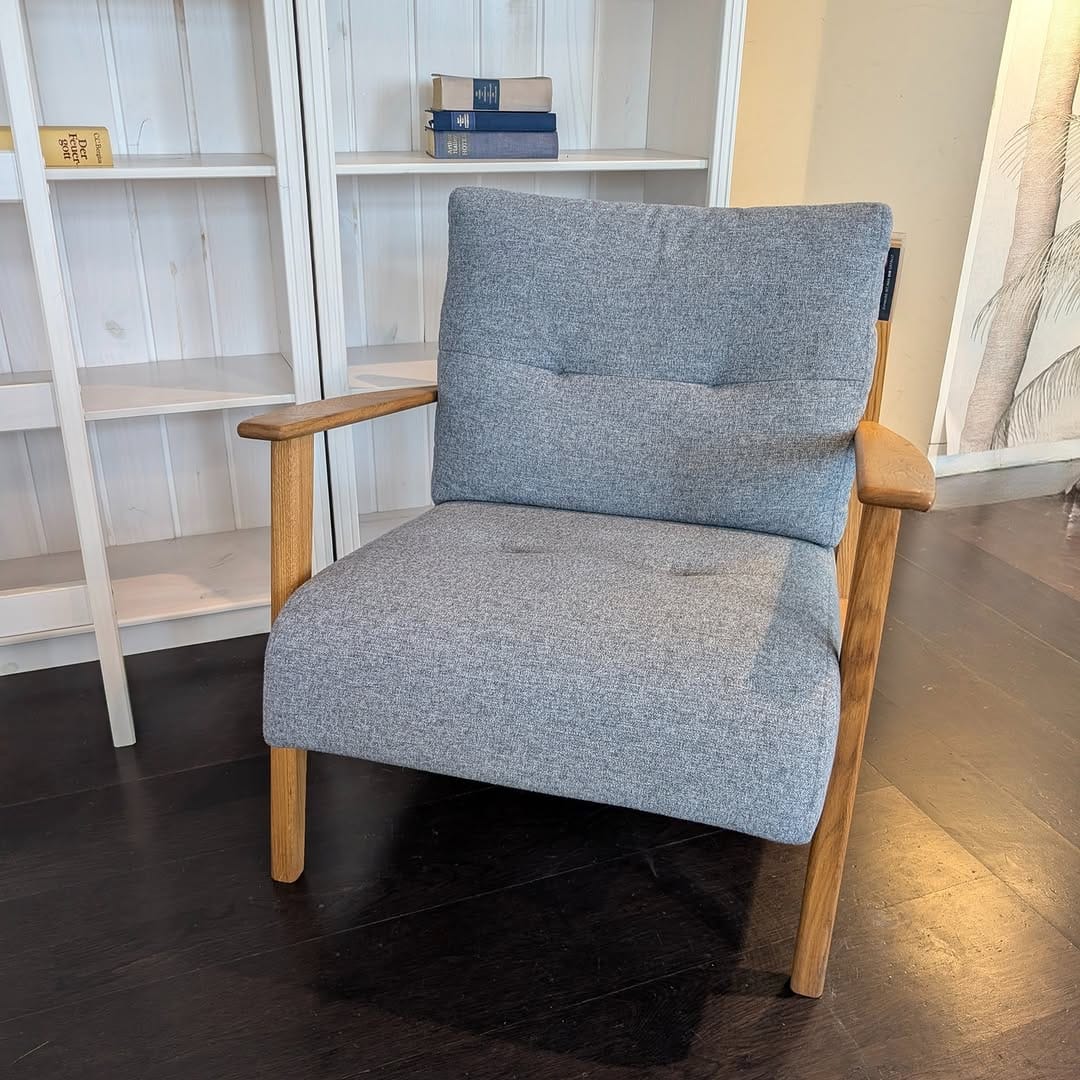 Post 10 by home24 Showroom Wien on Instagram (carousel)