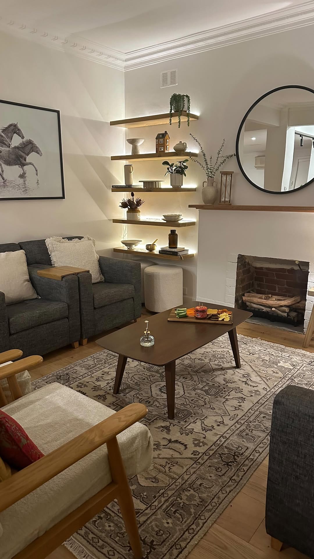 Post 6 by Yamini @The Home Dream AU on Instagram (video)