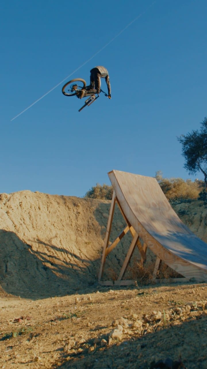 Post 7 by Will Evans on Instagram (video)