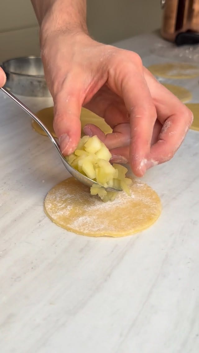 Post 7 by Elliot Styche on Instagram (video)