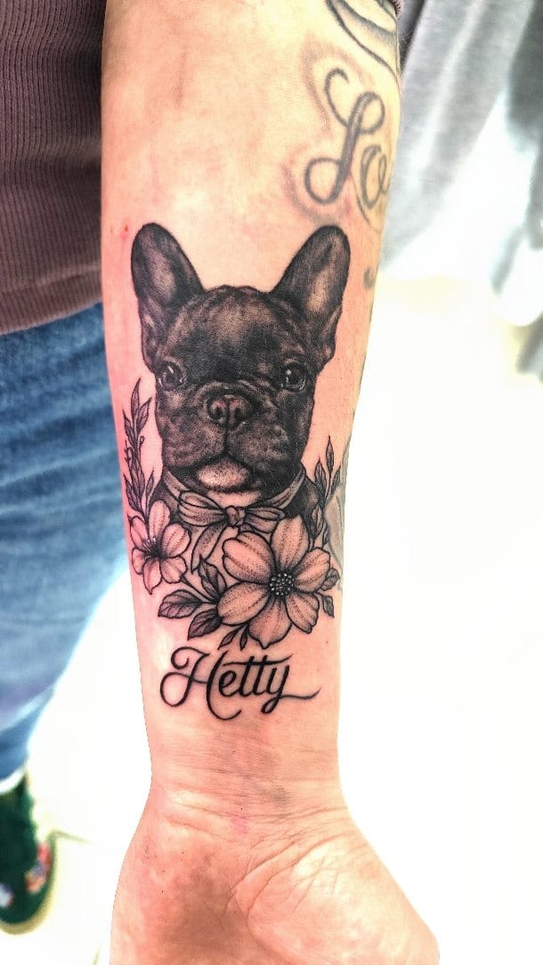 Post 3 by Laura G Tattoo on Instagram (video)