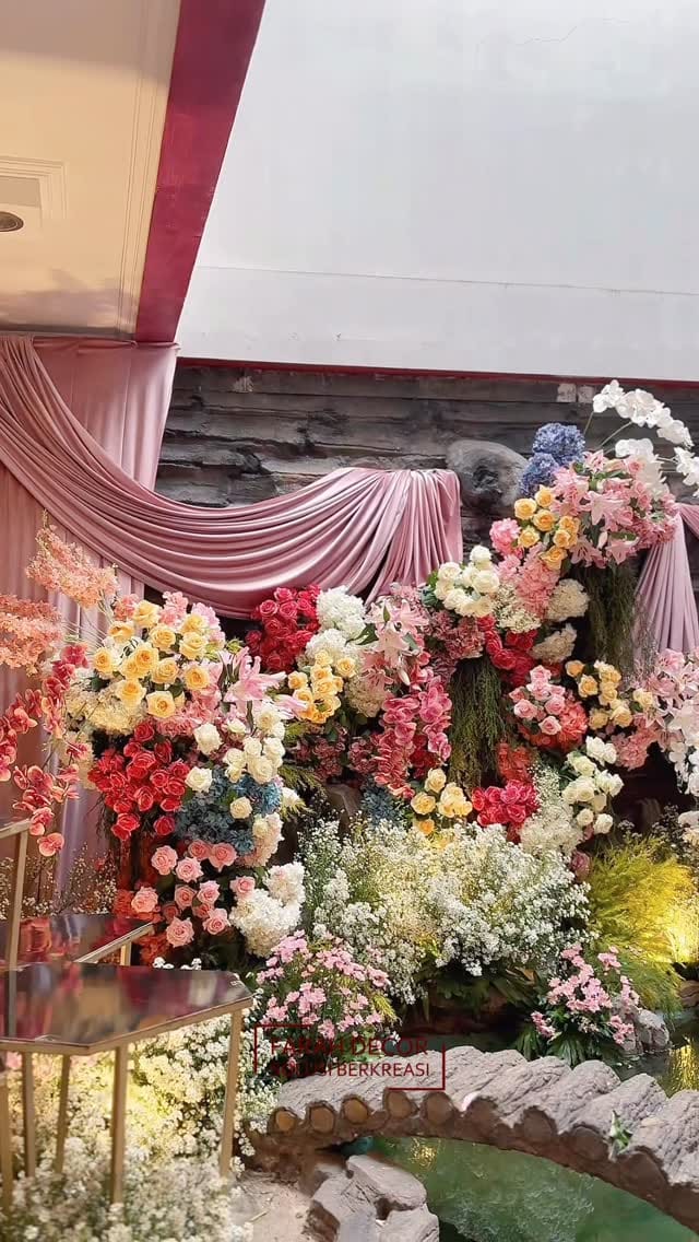 Post 6 by Farah Decor on Instagram (video)