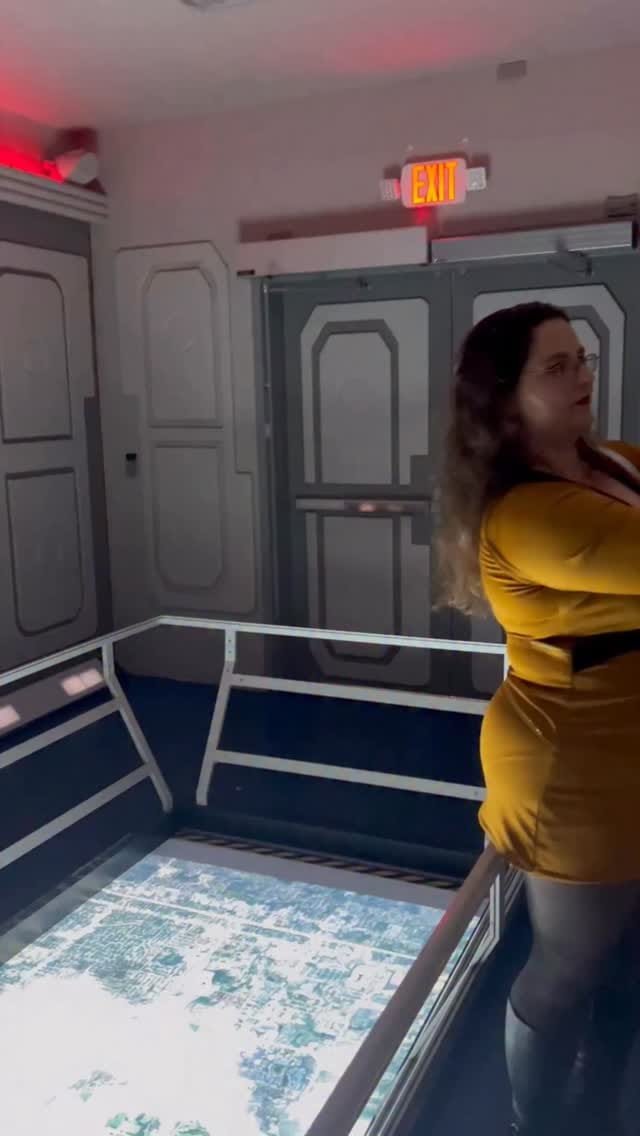 Post 2 by Starfleet Cosplay🖖🏻 on Instagram (video)