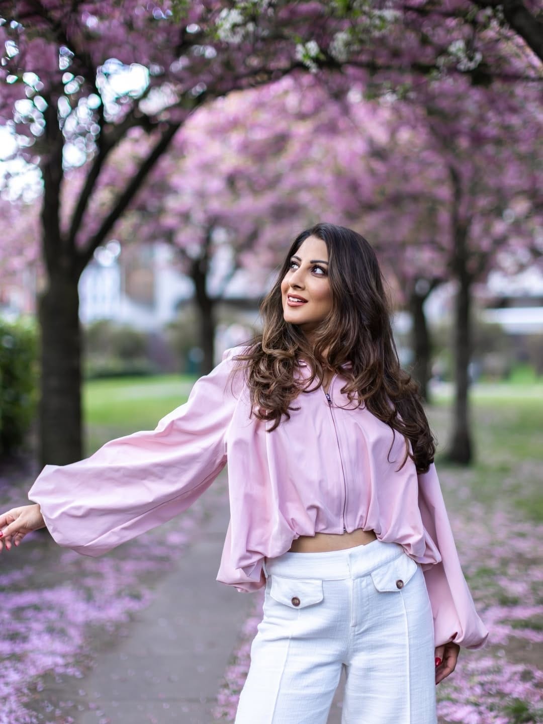 Post 2 by London Photographer on Instagram (carousel)
