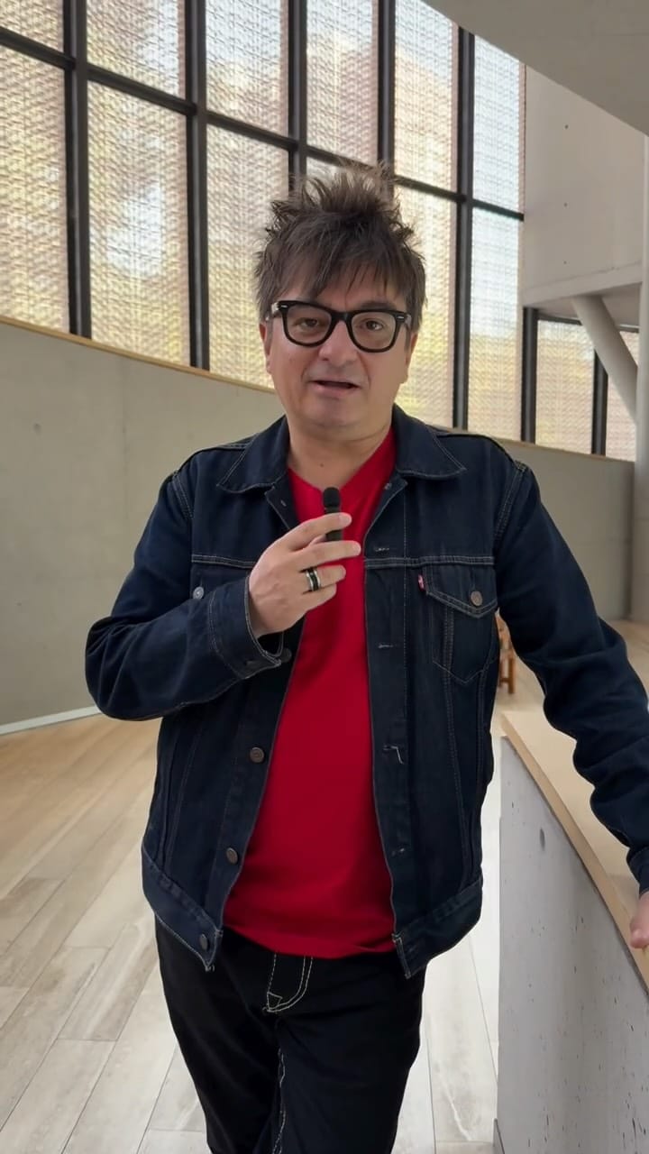 Post 9 by Mauricio Durán on Instagram (video)