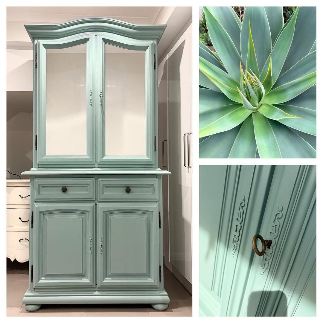 Post 2 by Claire aka The Shabby Chick® on Instagram (image)