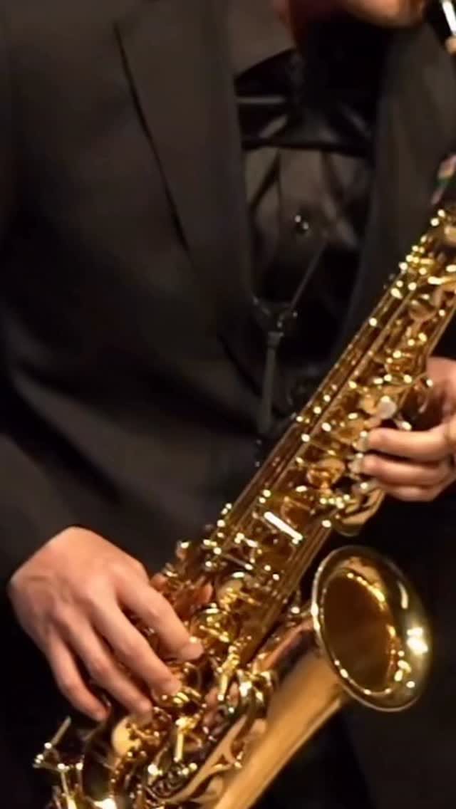 Post 6 by W O N K I  L E E on Instagram (video)
