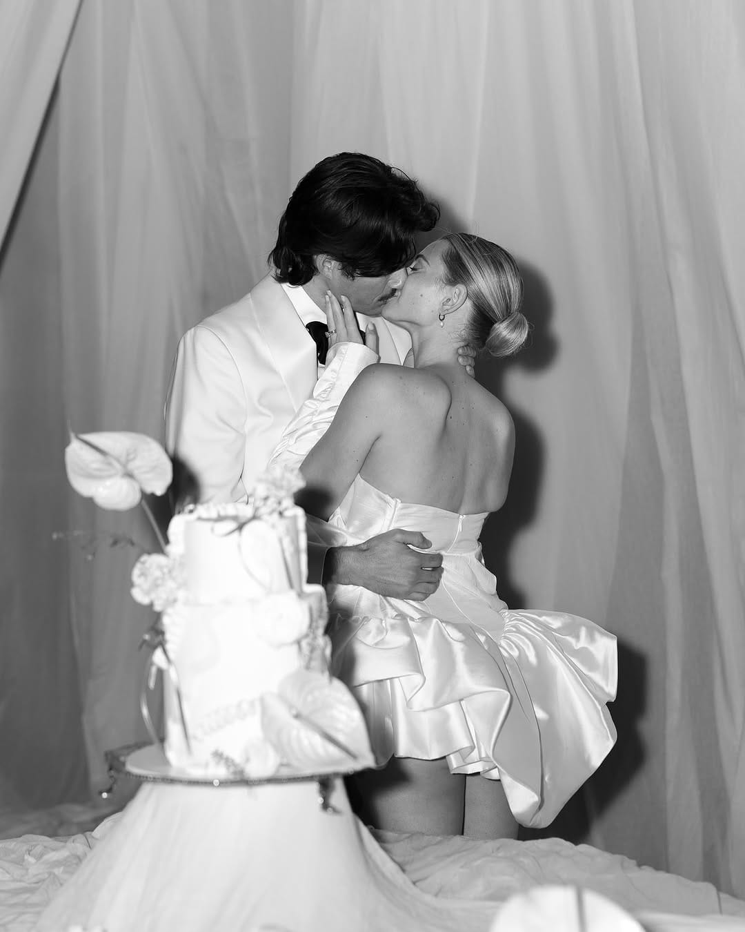 Post 10 by Barbara Ann | Sarasota Wedding Photographer on Instagram (carousel)