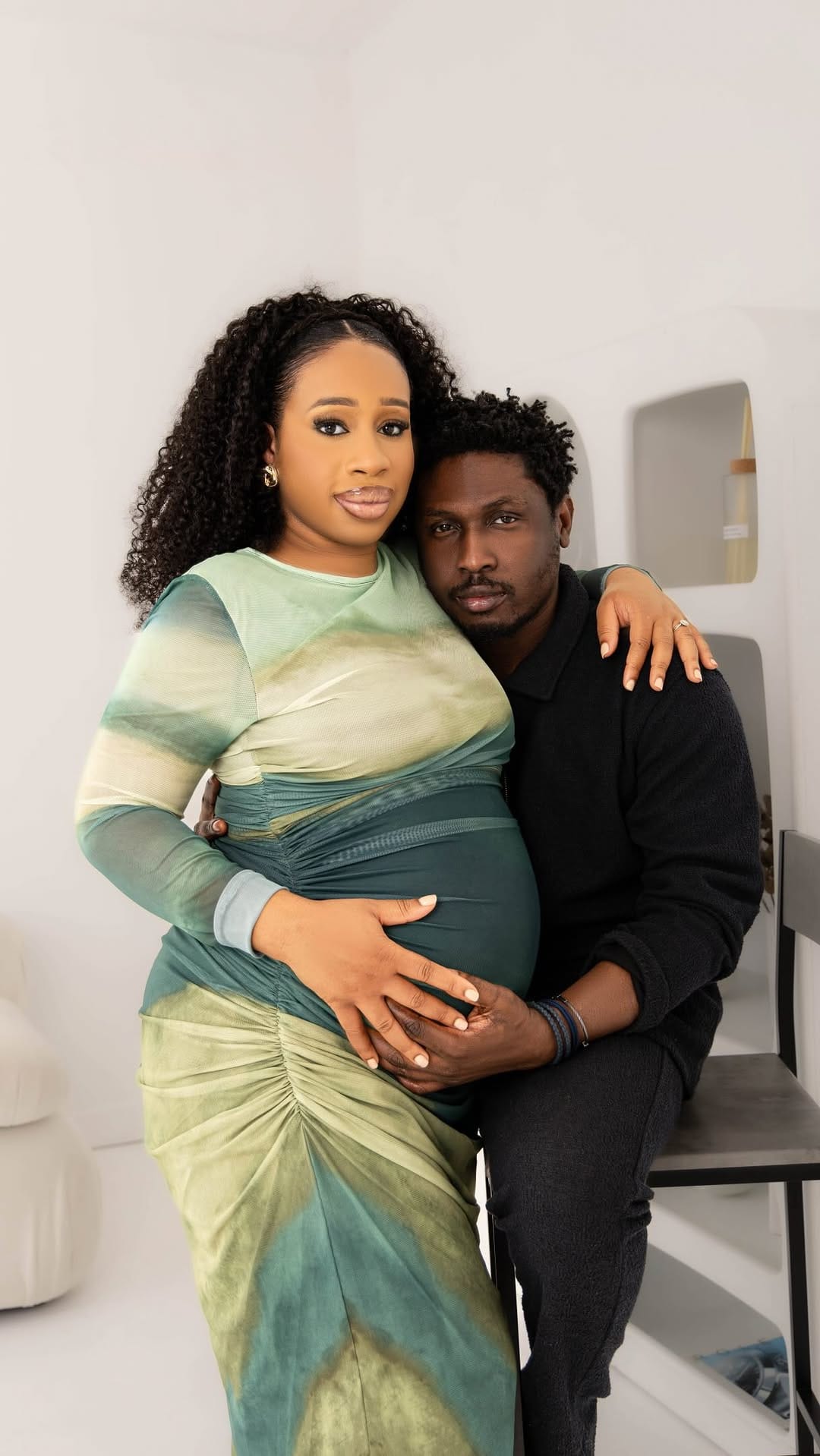 Post 2 by NIGERIAN FEMALE PHOTOGRAPHER IN THE UK on Instagram (video)