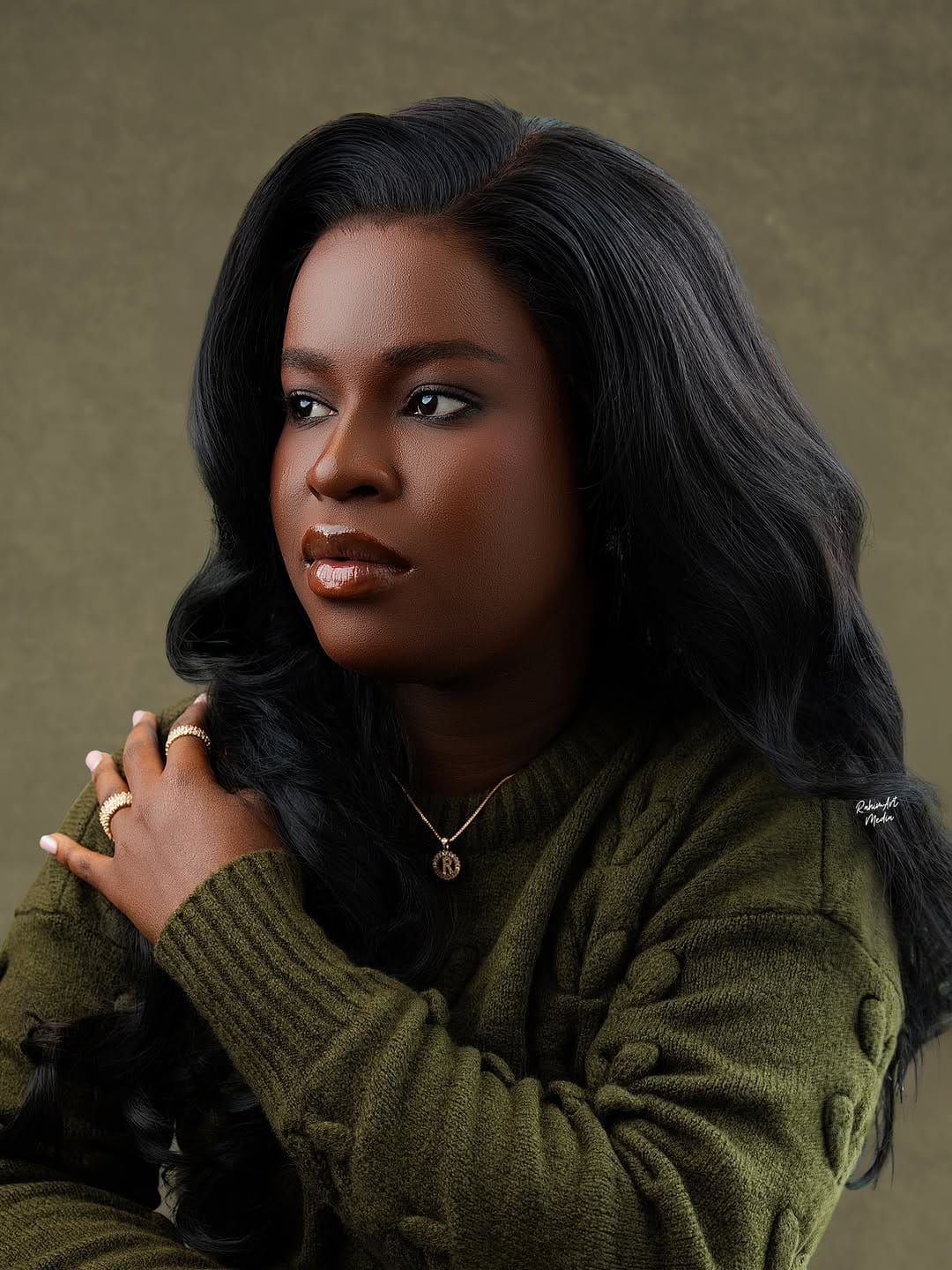 Post 7 by NIGERIAN FEMALE PHOTOGRAPHER IN THE UK on Instagram (carousel)