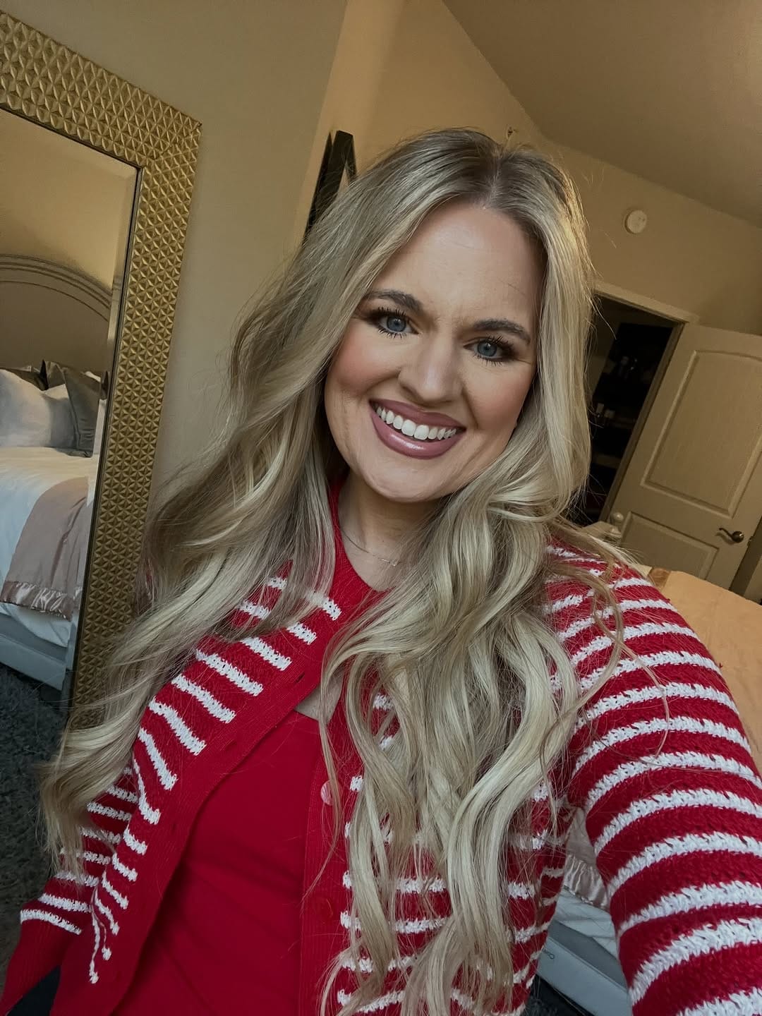 Post 2 by 𝗔𝗯𝗯𝘆 𝗦𝗺𝗶𝘁𝗵 on Instagram (carousel)