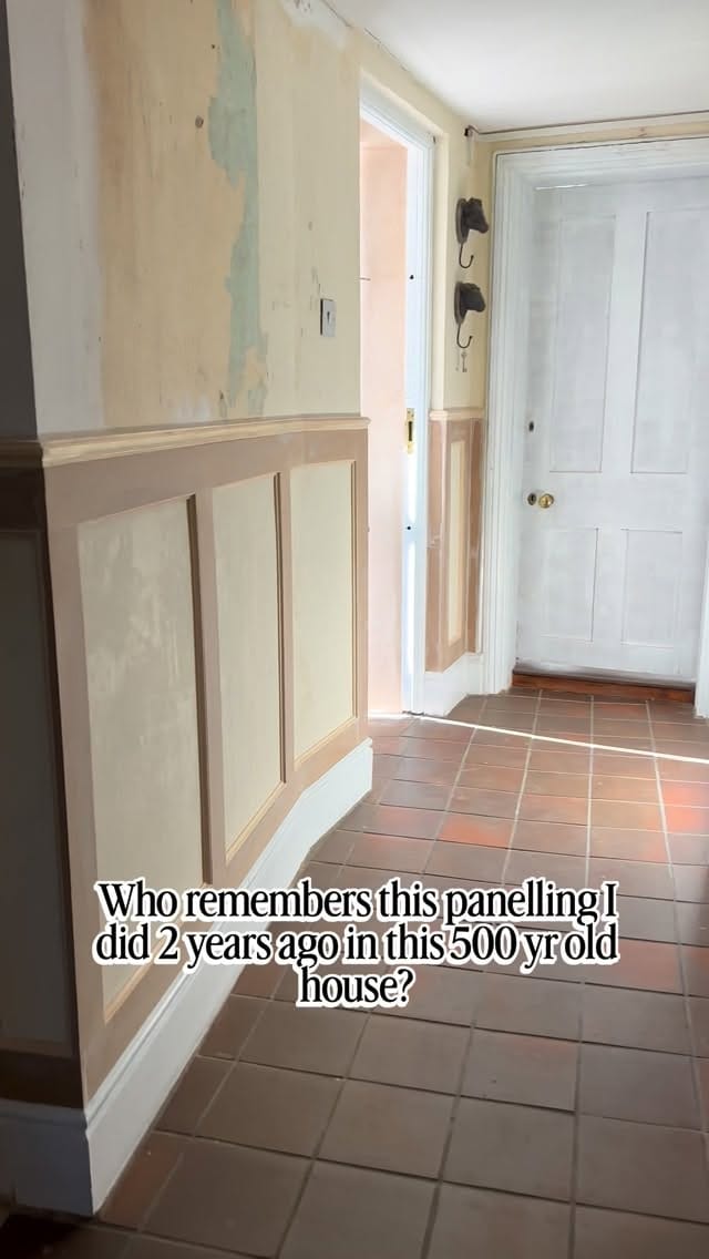 Post 2 by Haylie - Interior decorator & panelling specialist on Instagram (video)