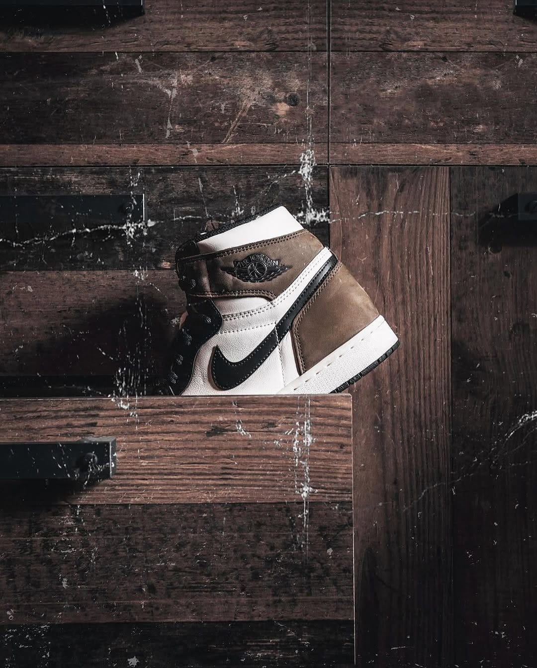Post 7 by Photographer | Sneakerhead on Instagram (image)