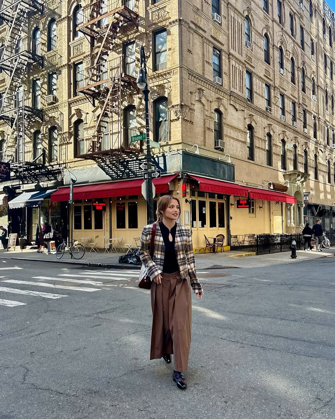 Post 7 by Mia Fa Wells • 吉红发 on Instagram (carousel)