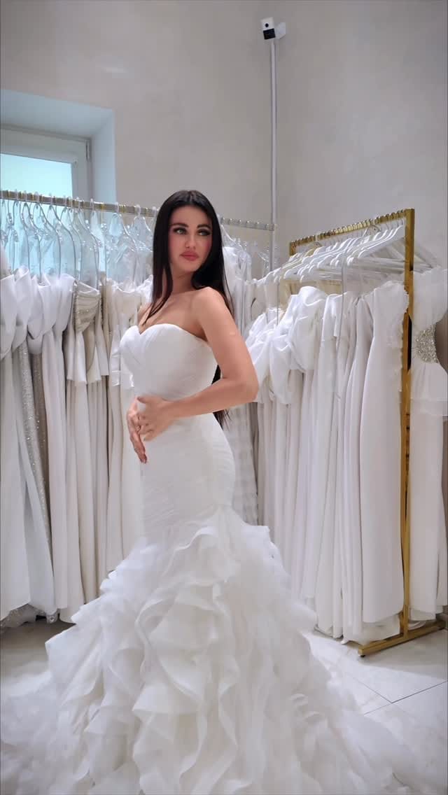 Post 1 by Виктория Харитонова on Instagram (video)