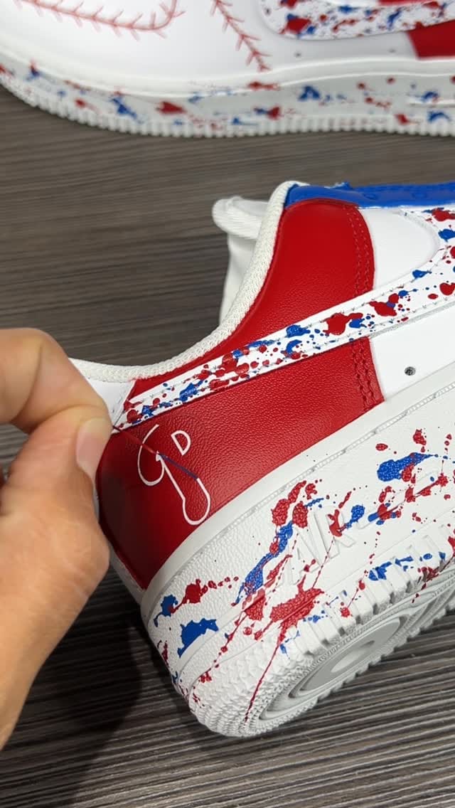 Post 2 by Chris Hawkins on Instagram (video)
