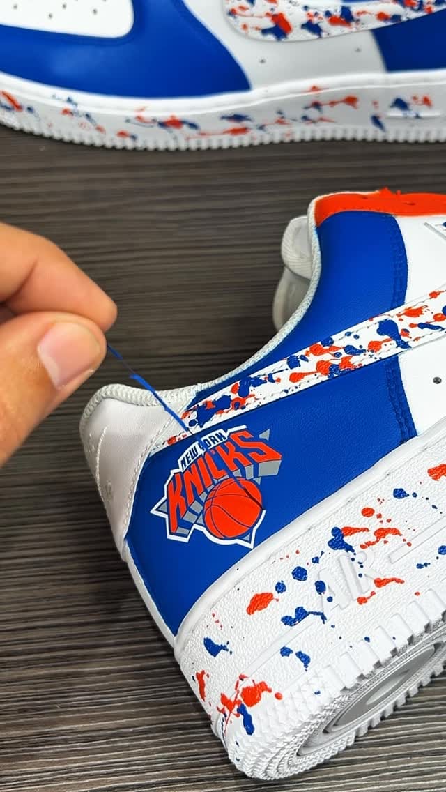 Post 4 by Chris Hawkins on Instagram (video)