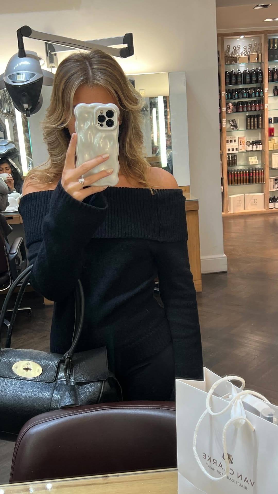Post 8 by Bryn Williams | Marylebone London | Blonde Highlight Specialist on Instagram (video)
