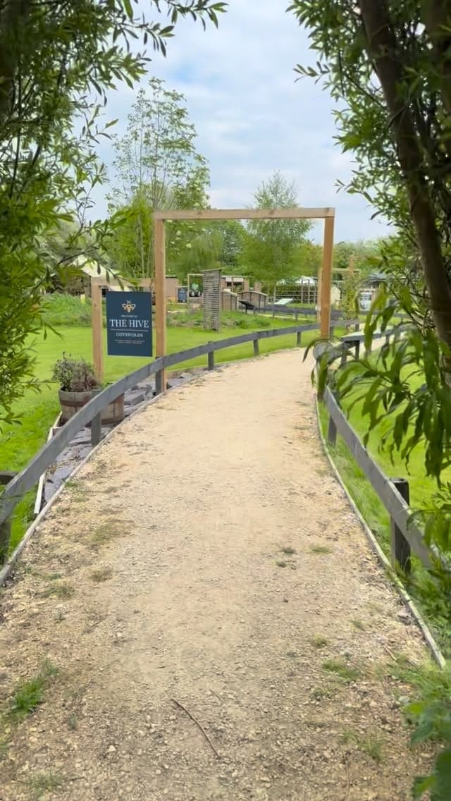 Post 4 by Luxury Cotswolds Holidays & Property Management on Instagram (video)
