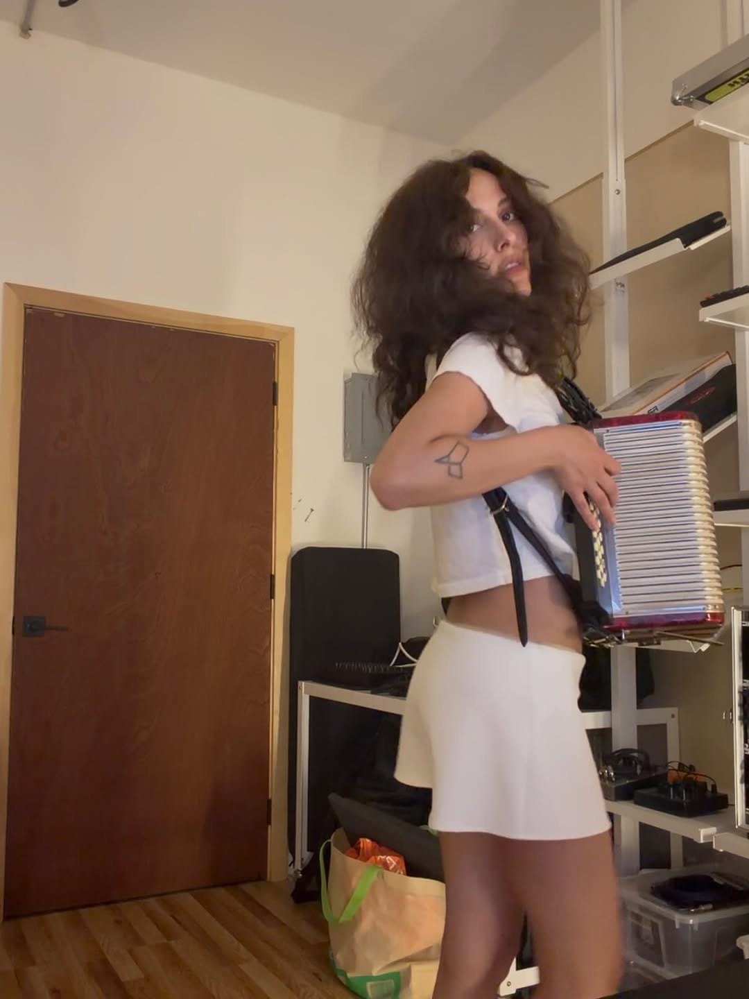 Post 1 by debit on Instagram (carousel)