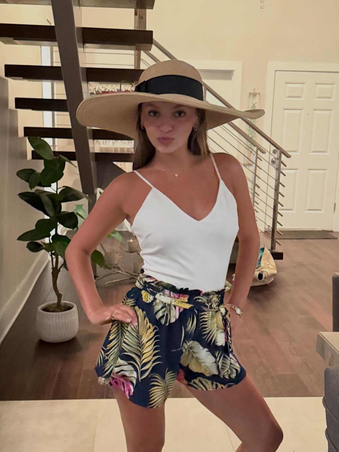 Post 3 by Genesis Boutique on Instagram (image)
