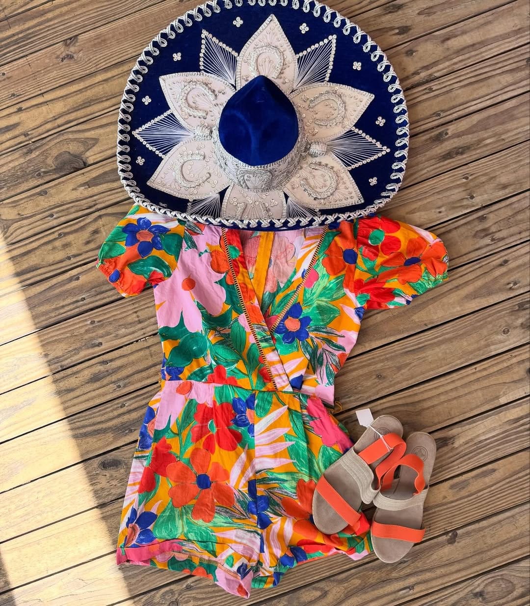 Post 7 by Genesis Boutique on Instagram (image)
