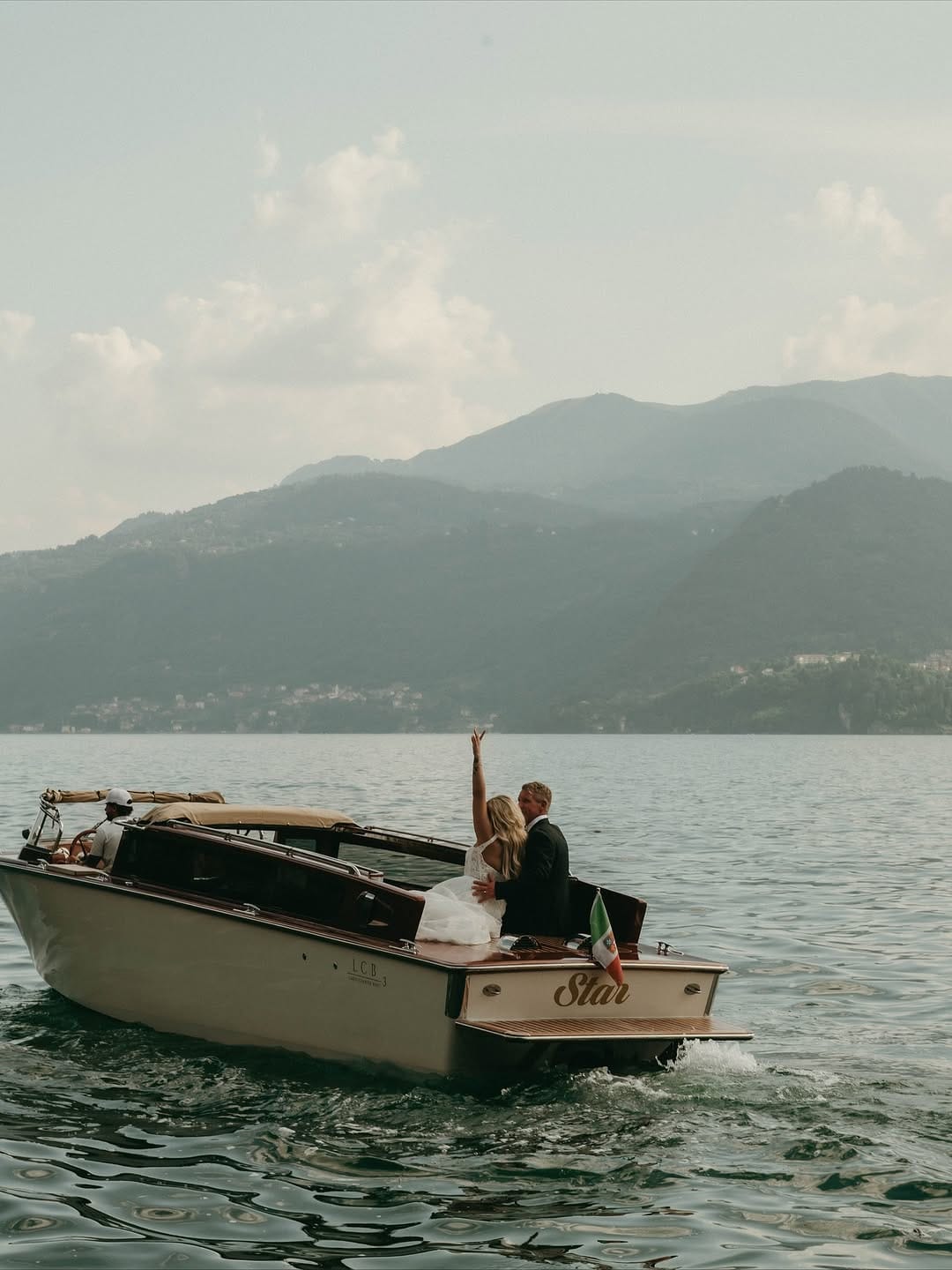 Post 10 by Willow And Finch Photography on Instagram (carousel)