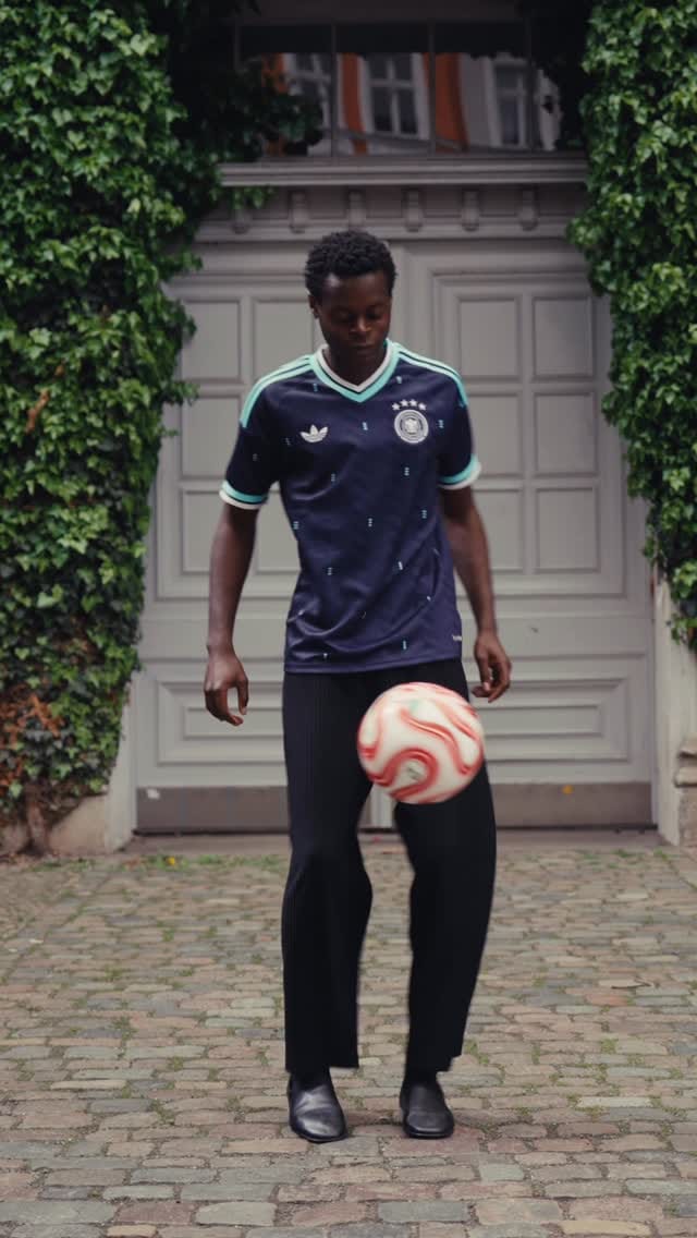 Post 9 by American Express DE on Instagram (video)
