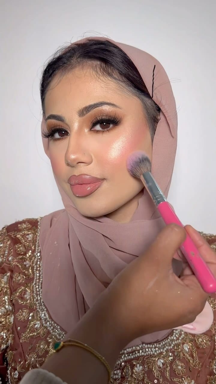 Post 10 by London Bridal Makeup artist & Hijab stylist 10 years Experience on Instagram (video)